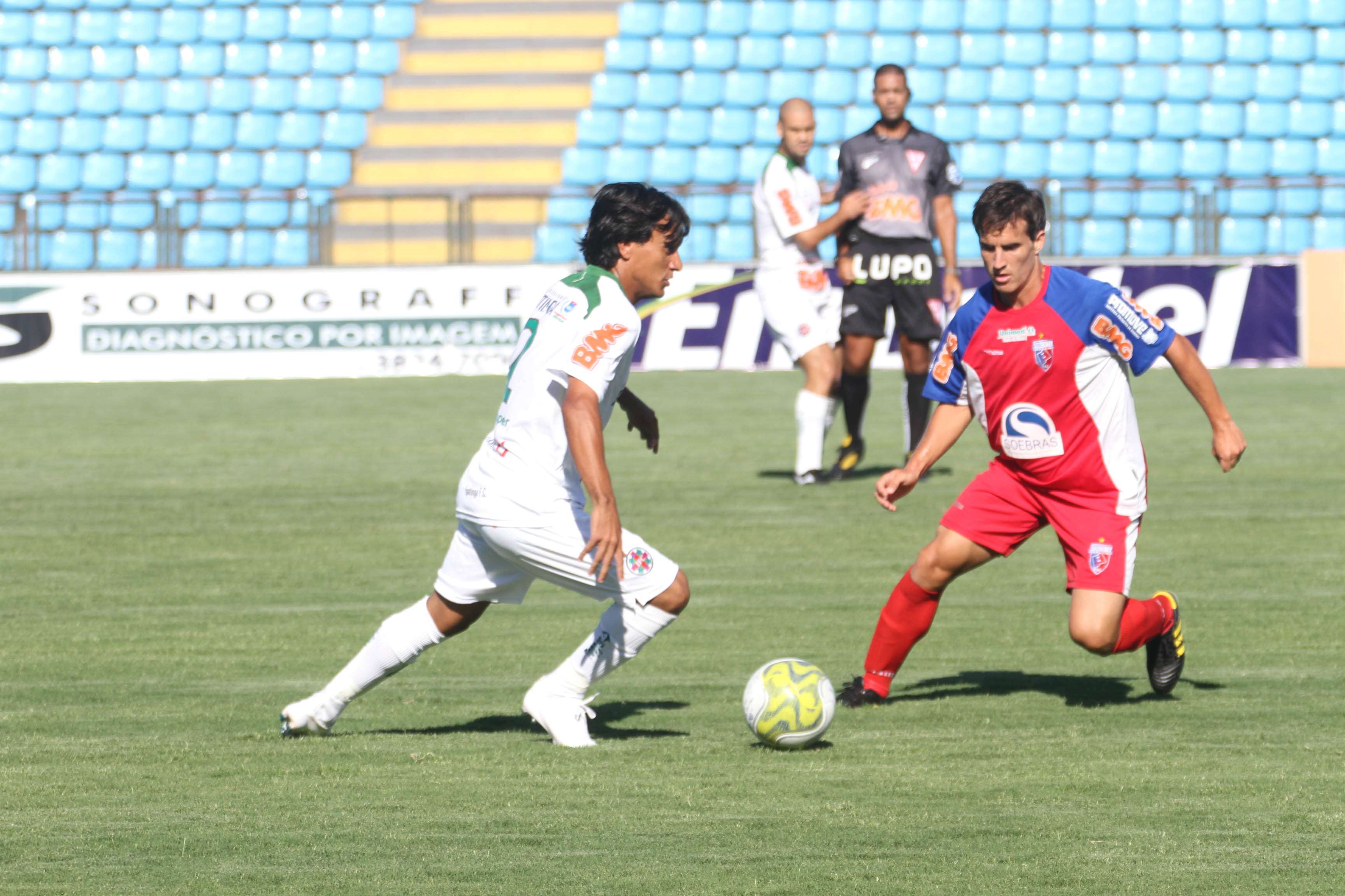 Leia mais sobre o artigo Ipatinga cede empate no fim do jogo