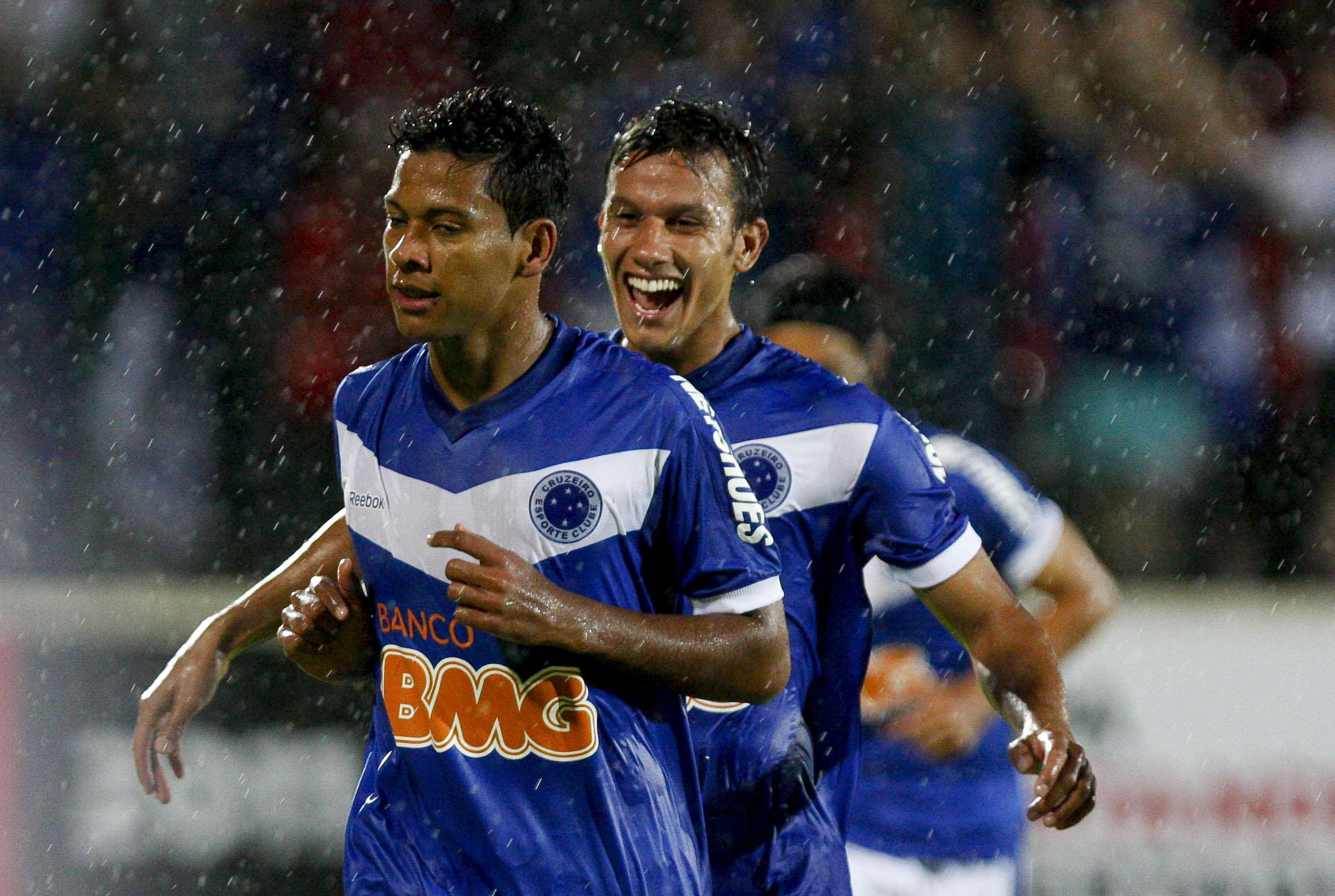Leia mais sobre o artigo Cruzeiro dá novo show na Libertadores