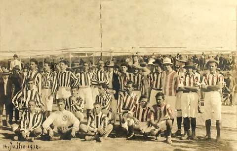 Leia mais sobre o artigo Villa Nova e Atlético reescrevem história iniciada em 1912