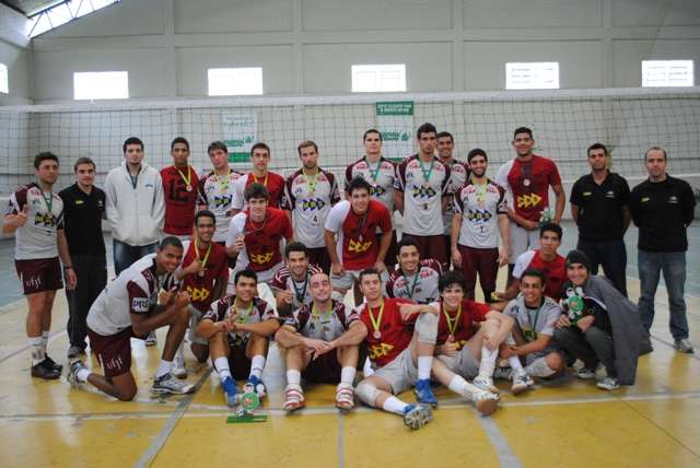 Leia mais sobre o artigo JIMI: Vôlei da UFJF renovado em busca do tetra