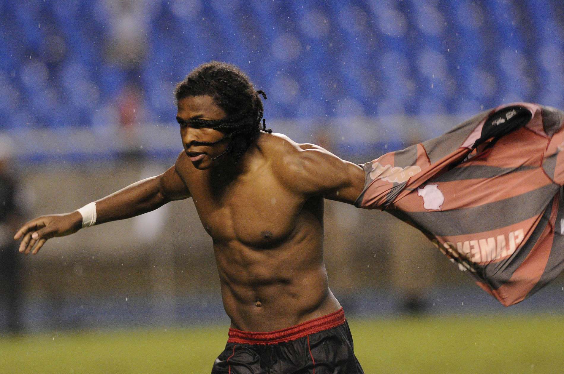 Leia mais sobre o artigo Bonde do Fla segura os guerreiros do Flu e acelera para a decisão
