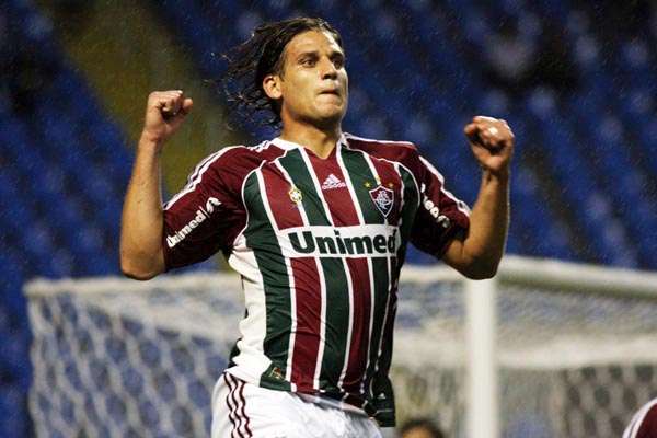 Leia mais sobre o artigo He-Man leva o Flu à vitória, Botafogo empata e Palmeiras lidera