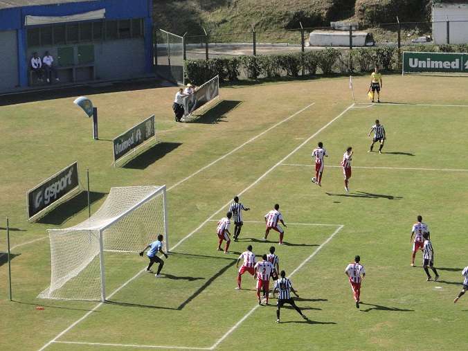 Leia mais sobre o artigo Galinho vence o Progresso por 2 a 1 pelo Estadual Júnior