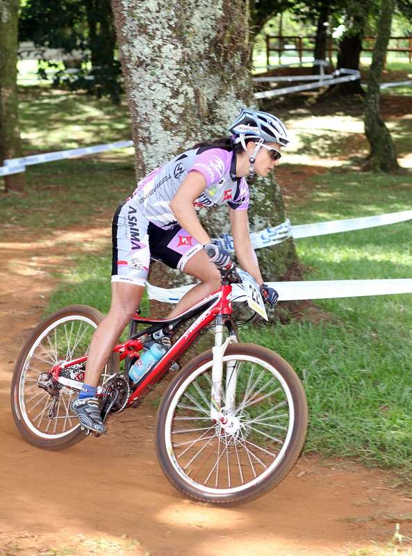 Leia mais sobre o artigo Roberta Stopa é campeã da Copa Internacional e lidera ranking