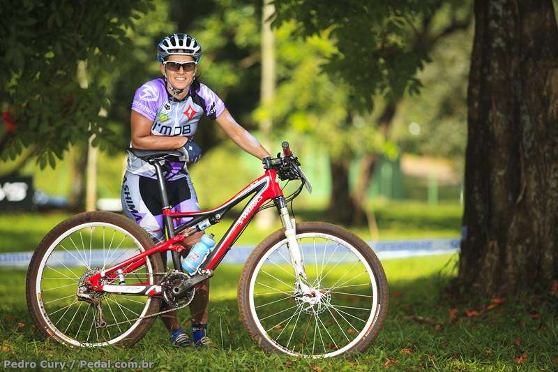 Leia mais sobre o artigo Roberta Stopa disputa Mundial de Mountain Bike na Suíça