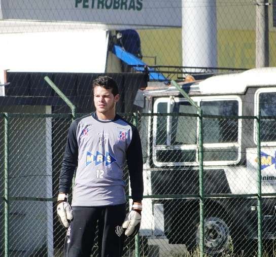 Leia mais sobre o artigo Sport vence Tupi por 1 a 0, gol de Marcone, no emocionado encontro entre pai e filho