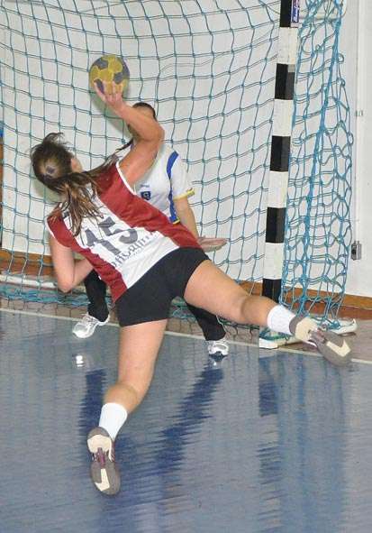 Leia mais sobre o artigo Jogos Universitários têm desfile de abertura e vôlei. Veja resultados