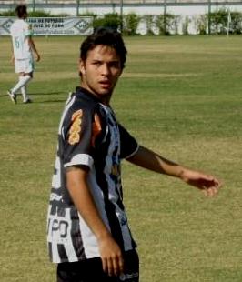 Leia mais sobre o artigo Desfalcado, Galinho encara o Cruzeiro em BH