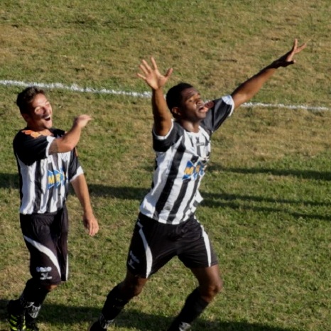 Leia mais sobre o artigo Galinho vence o América no renovado alçapão de Santa Terezinha: 1 a 0