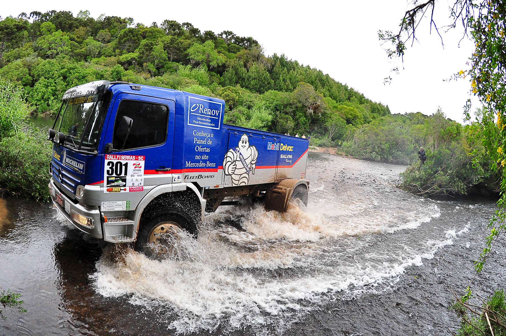 Leia mais sobre o artigo Off road: navegador juiz-forano Flávio Bisi é campeão brasileiro nos caminhões