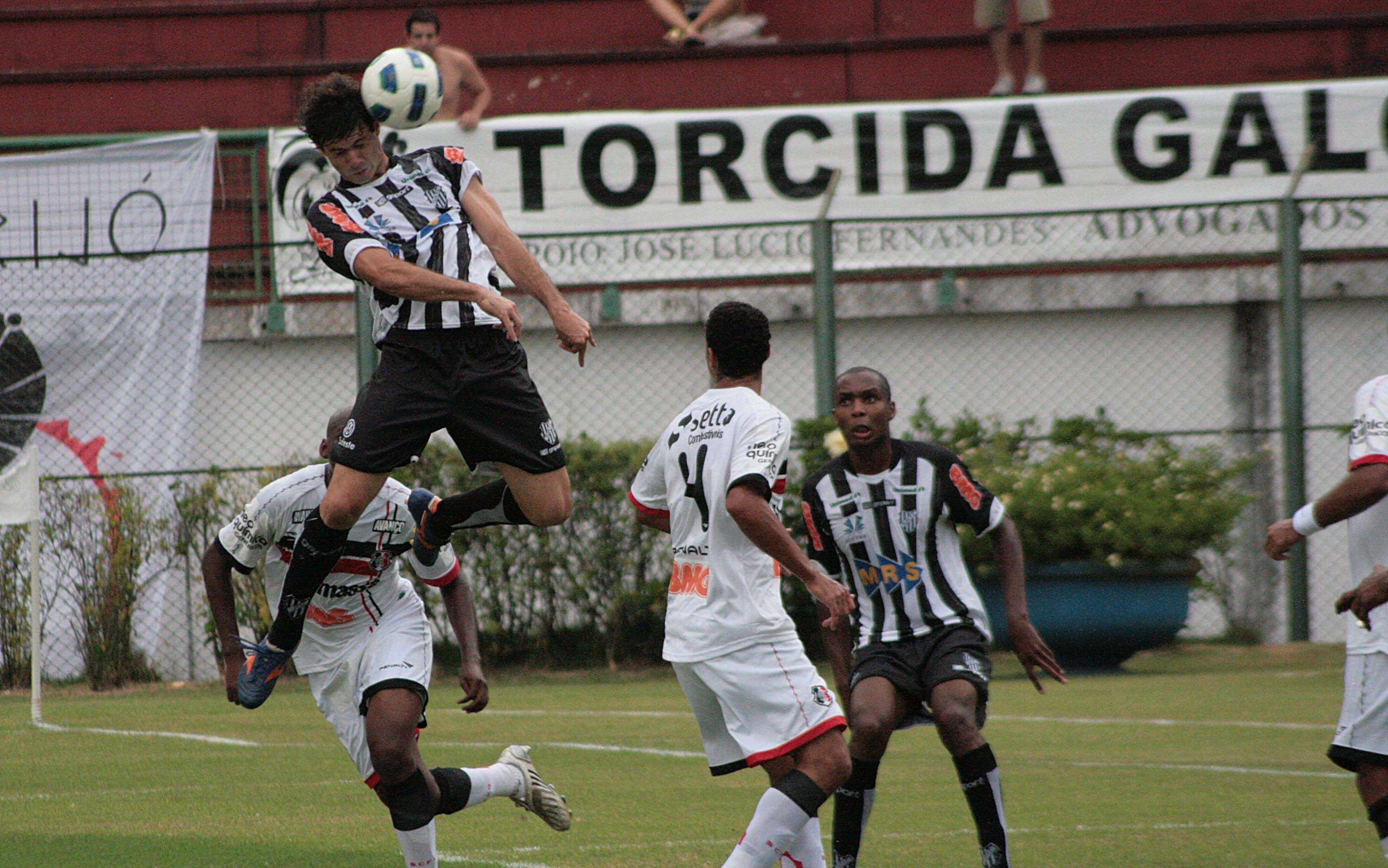 Leia mais sobre o artigo Diário do campeão: Wesley Ladeira quase não voltou no segundo tempo
