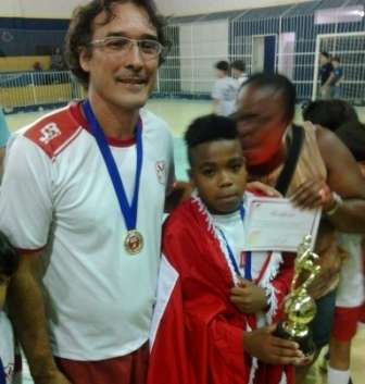 Leia mais sobre o artigo Copinha de Futsal chega ao fim com festa no Bom Pastor