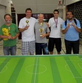 Leia mais sobre o artigo Torneio da Zimmermann Haus reúne 18 apaixonados por galalites