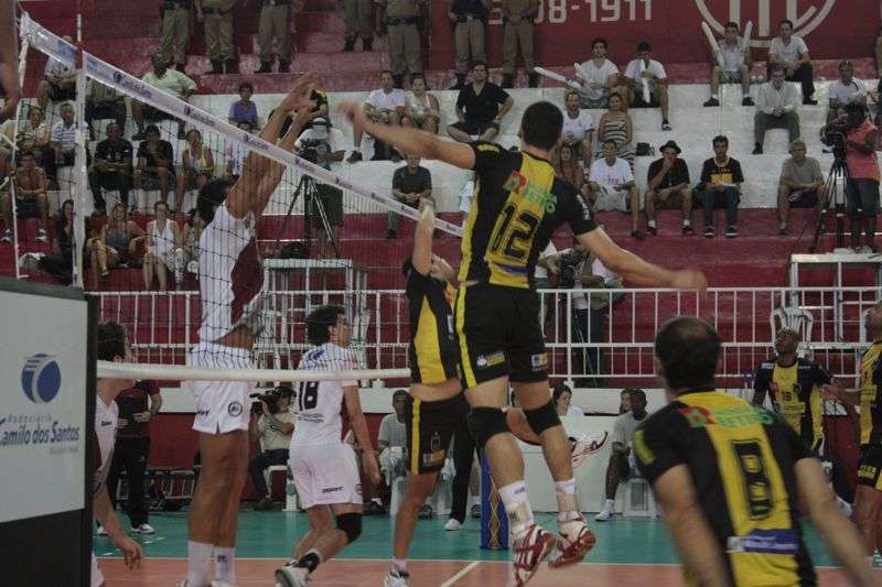 Leia mais sobre o artigo Rodada da Superliga devolve liderança ao Sesi-SP
