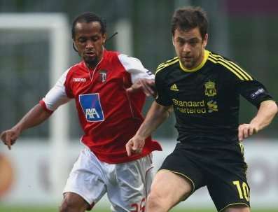 Leia mais sobre o artigo Atualmente no Braga (Portugal), Leandro Salino pretende vestir a camisa do Tupi