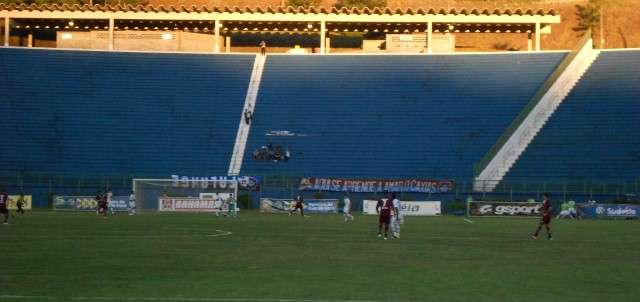 Leia mais sobre o artigo Especial: o que só dá para ver e ouvir do gramado