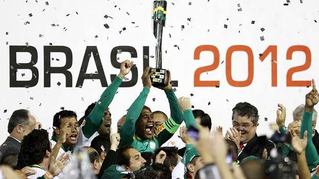 Leia mais sobre o artigo Palmeiras, novamente campeão nacional (invicto): 1 a 1 em Coritiba