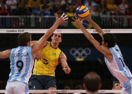 Leia mais sobre o artigo Seleção Brasileira de Vôlei passa fácil pela Argentina e está na semifinal olímpica