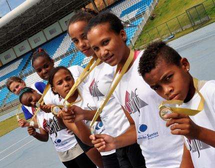 Leia mais sobre o artigo Integrantes de projeto da UFJF trazem 25 medalhas do Mineiro de Atletismo