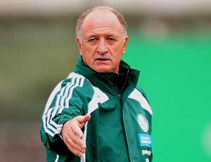 Leia mais sobre o artigo Felipão será o técnico da Seleção Brasileira. Parreira cogitado para coordenador de seleções
