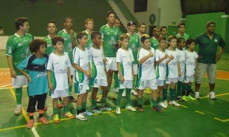 Leia mais sobre o artigo Gol no último segundo dá título ao Sport