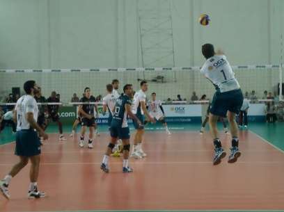 Leia mais sobre o artigo UFJF perde para o RJX na estreia da Superliga: 3 sets a 0 (15/25, 18/25 e 21/25). Veja classificação