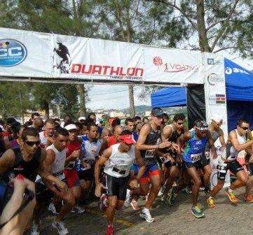 Leia mais sobre o artigo Ernani de Souza e Emanuelle Vaz vencem o Duathlon Thiago Machado
