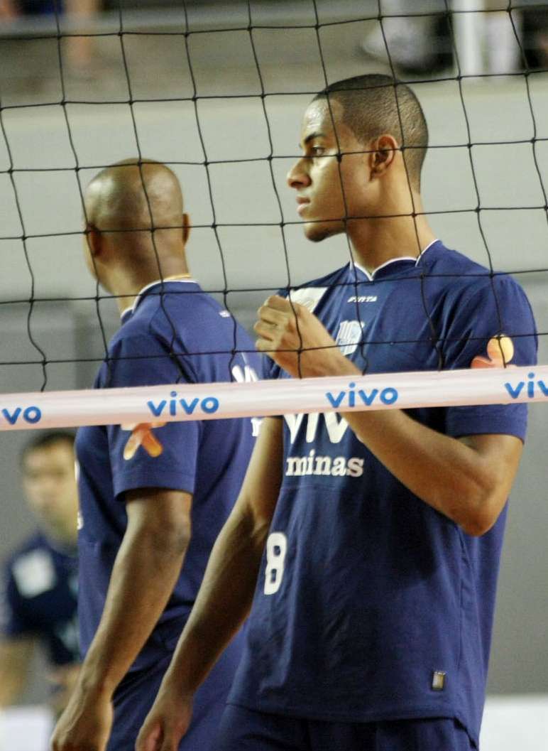 Leia mais sobre o artigo Superliga Masculina: Lucarelli é o melhor jogador da sexta rodada