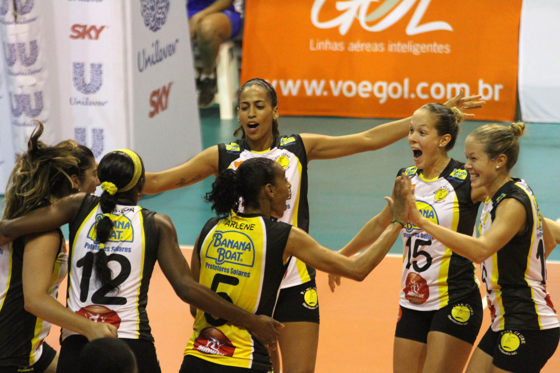 Leia mais sobre o artigo Superliga Feminina: Praia Clube e São Bernardo Vôlei abrem returno