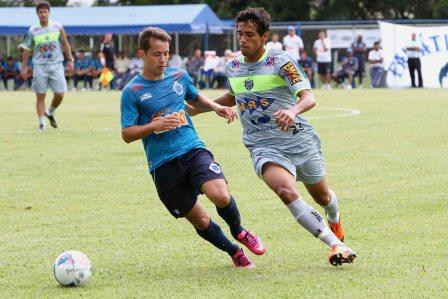 Leia mais sobre o artigo Deu Raposa no jogo-treino com o Carijó: 3 a 1