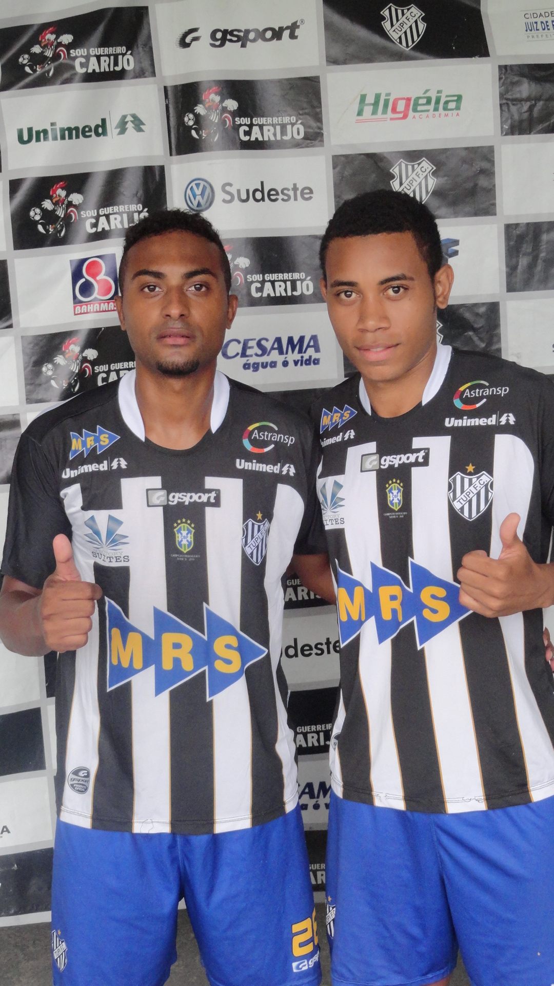 Leia mais sobre o artigo Elvis e Wesley chegam afinados