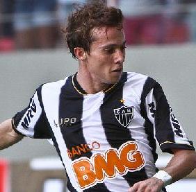 Leia mais sobre o artigo Atlético-MG goleia em noite de Bernard: 5 a 2