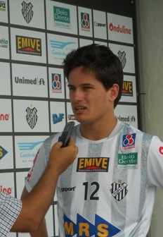 Leia mais sobre o artigo Tadeu, o goleiro que veio do Sul