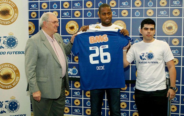 Leia mais sobre o artigo Cruzeiro conta ao Toque de Bola bastidores da contratação de Dedé
