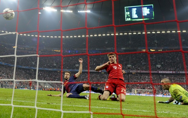 Leia mais sobre o artigo Show na Alemanha! Bayern atropela o poderoso Barcelona