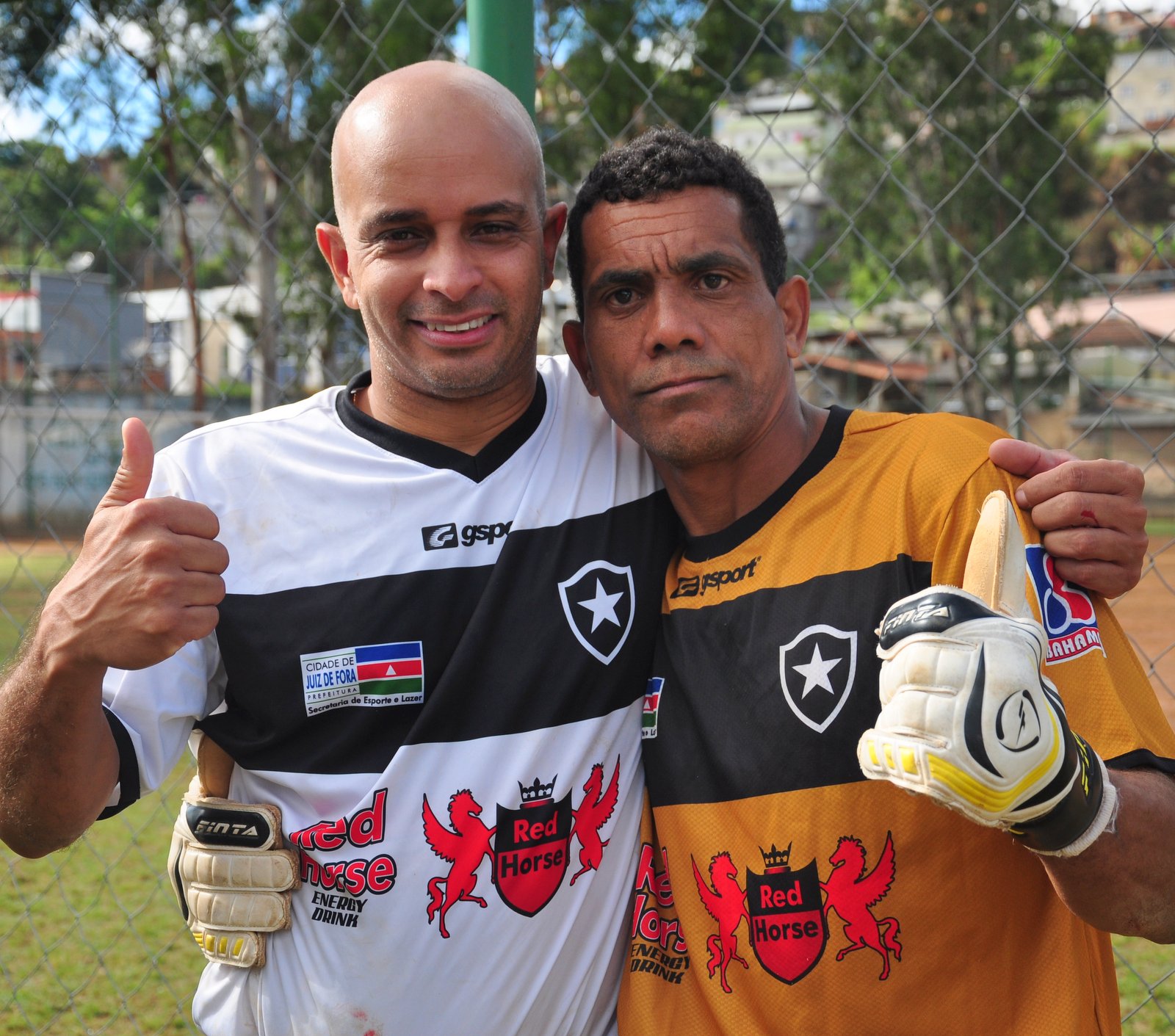 Leia mais sobre o artigo Nas mãos de Simão e nos pés de Magno! Amigos do Cacai fatura o título da Copa Caem