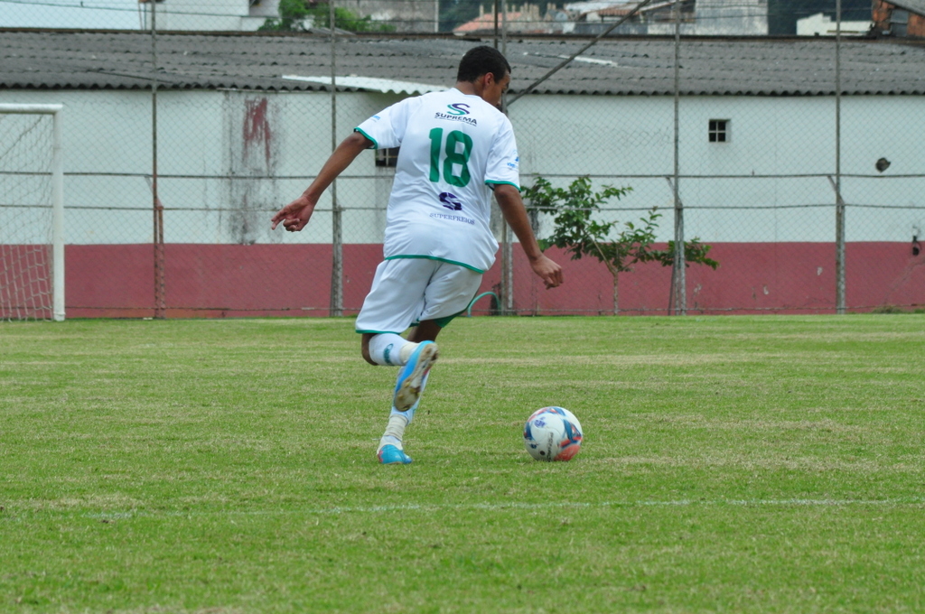Leia mais sobre o artigo Mineiro: Sport e Uberabinha tropeçam no Infantil e Juvenil