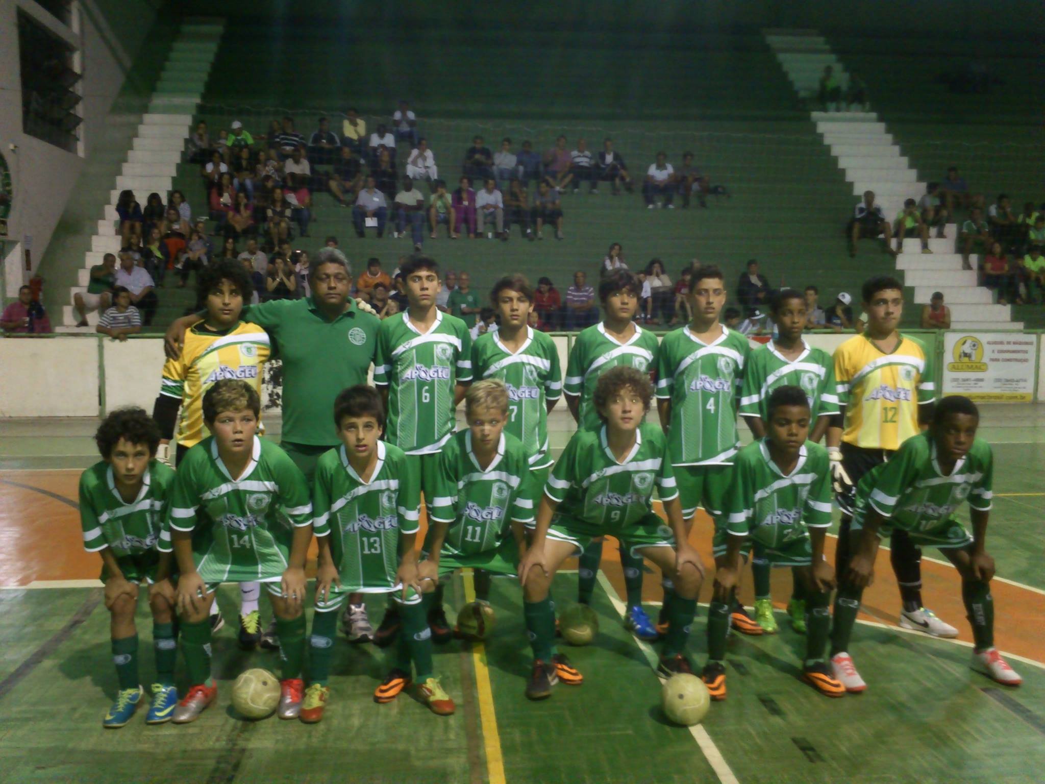 Leia mais sobre o artigo Sport bate Sesi-JF e é finalista do Mineiro Sub-13