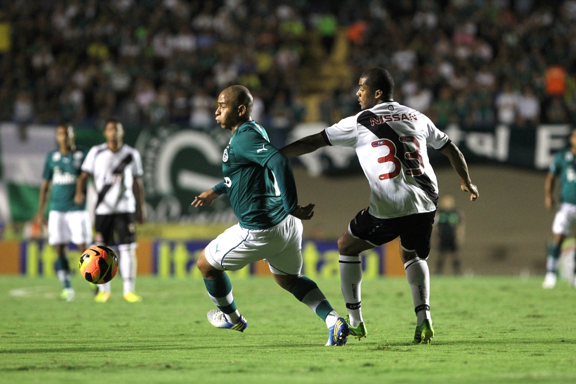 Leia mais sobre o artigo Copa do Brasil: Vasco e Goiás brigam pela última vaga