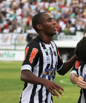 Leia mais sobre o artigo “Predestinado”, Sílvio quer comemorar acesso com a torcida