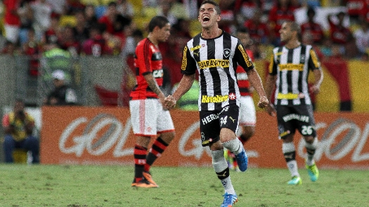 Leia mais sobre o artigo Botafogo vira, é vice e está a 10 pontos do Cruzeiro
