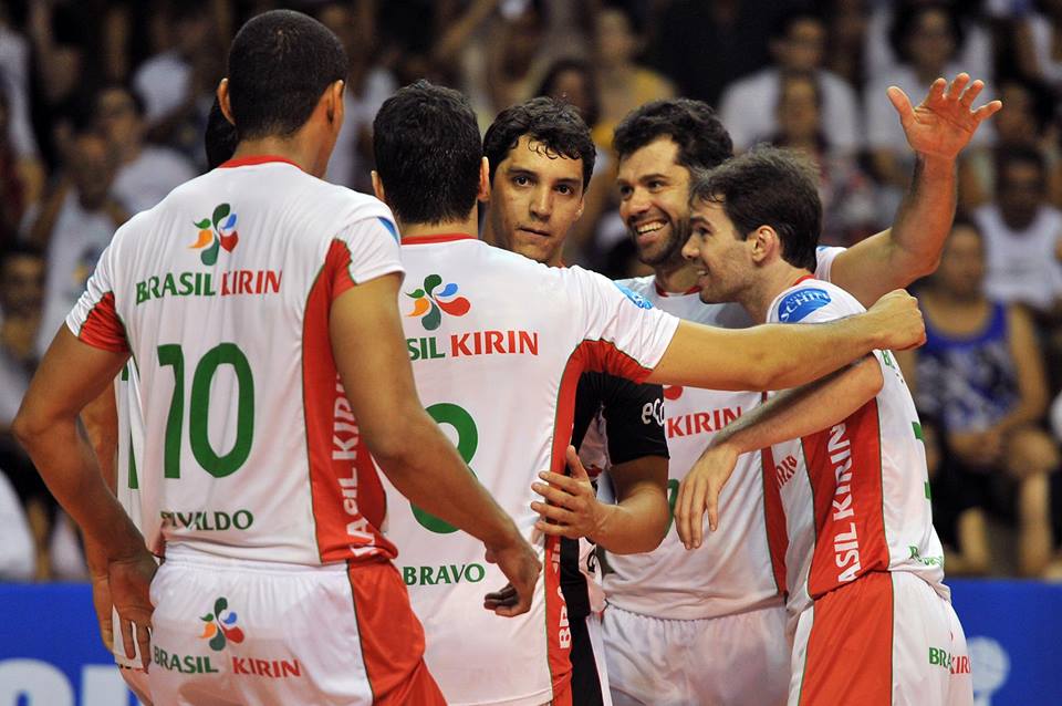 Leia mais sobre o artigo Vôlei Brasil Kirin quebra sequência de vitórias do Minas