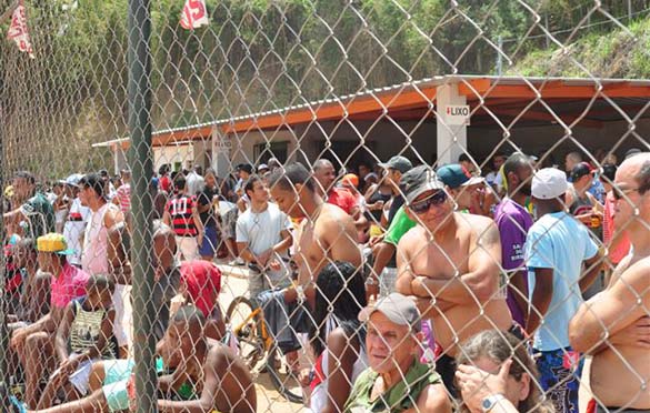Leia mais sobre o artigo Copa Prefeitura Bahamas: semifinais em 5 categorias. Começa quadrangular adulto
