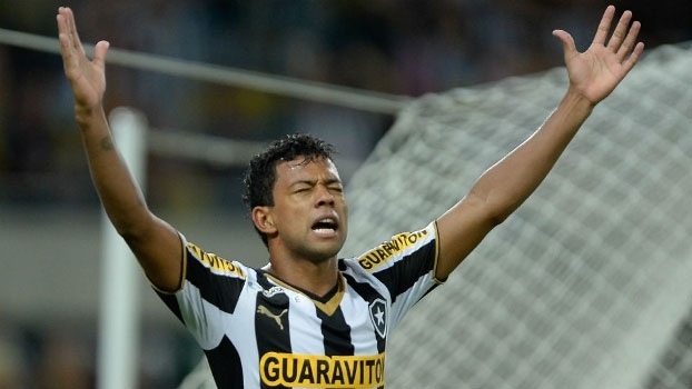 Leia mais sobre o artigo Wallyson e Tanque: 2 a 0. Poder de Fogo sobre o time do Papa