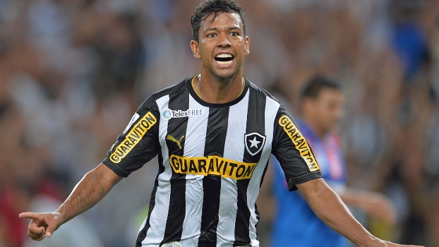 Leia mais sobre o artigo Wallyson compara emoção de gols ao nascimento do filho