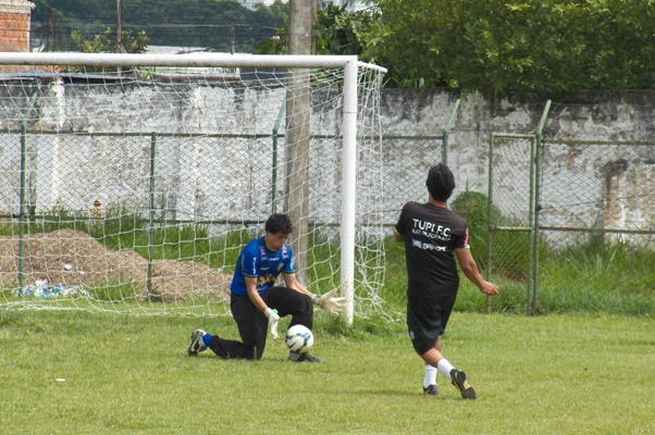 Leia mais sobre o artigo Tupi enfrenta Fluminense com foco na defesa. Dieguinho ganha vaga no meio