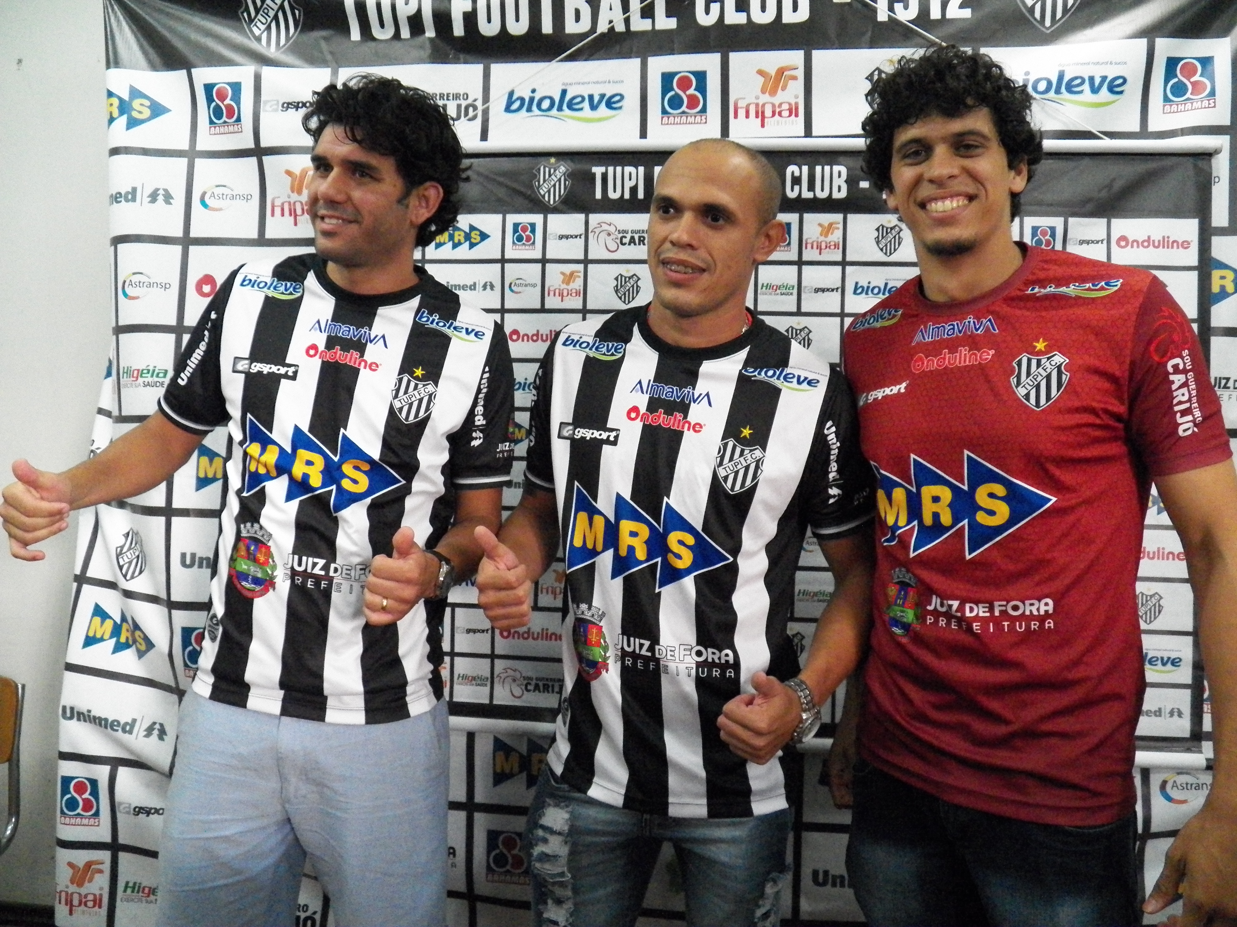 Leia mais sobre o artigo Tupi confirma: Rodrigo está fora do jogo contra o Flu