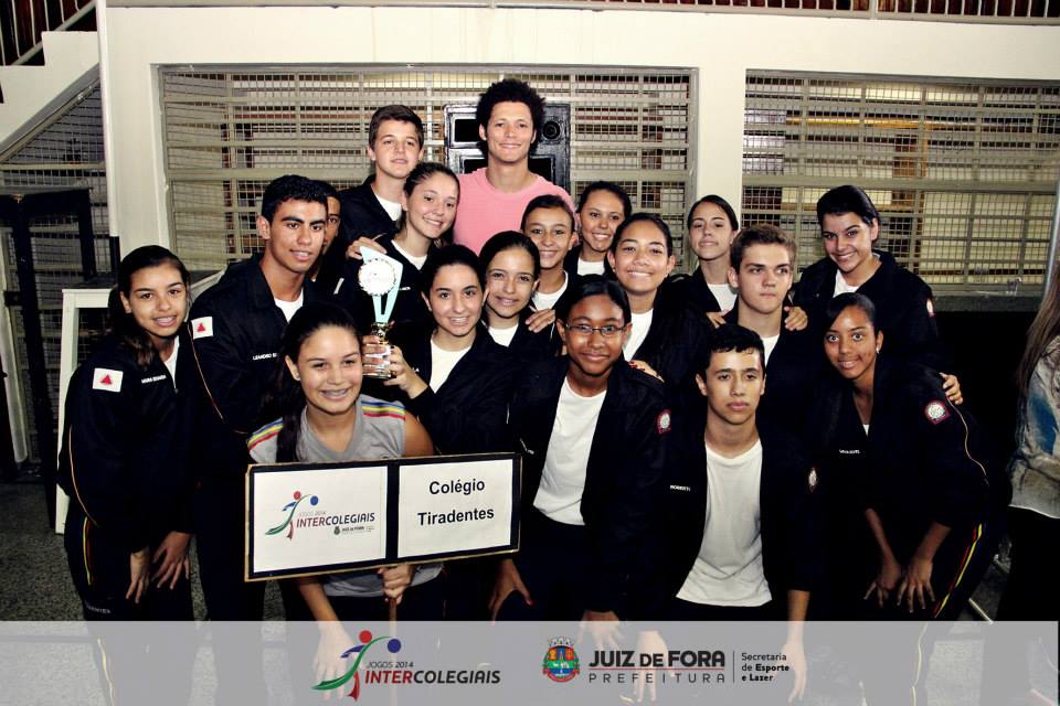 Leia mais sobre o artigo Colégio Tiradentes é o primeiro vencedor dos Jogos Intercolegiais 2014. Veja fotos