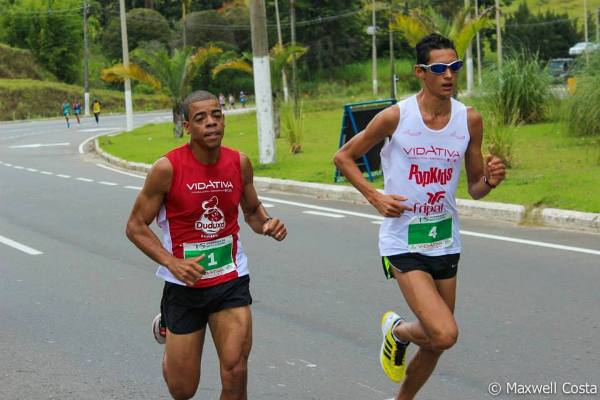 Leia mais sobre o artigo 4ª Corrida e Caminhada da UFJF/PJF leva saúde e conhecimento ao Campus. Eberth busca o tri
