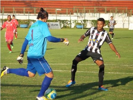 Leia mais sobre o artigo Tupi faz dever de casa: golaço de Henrique derruba tica-taca do Guaratinguetá-Audax